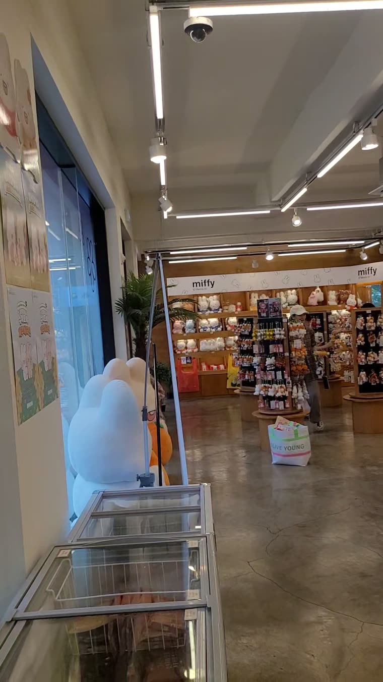 통로와 천장